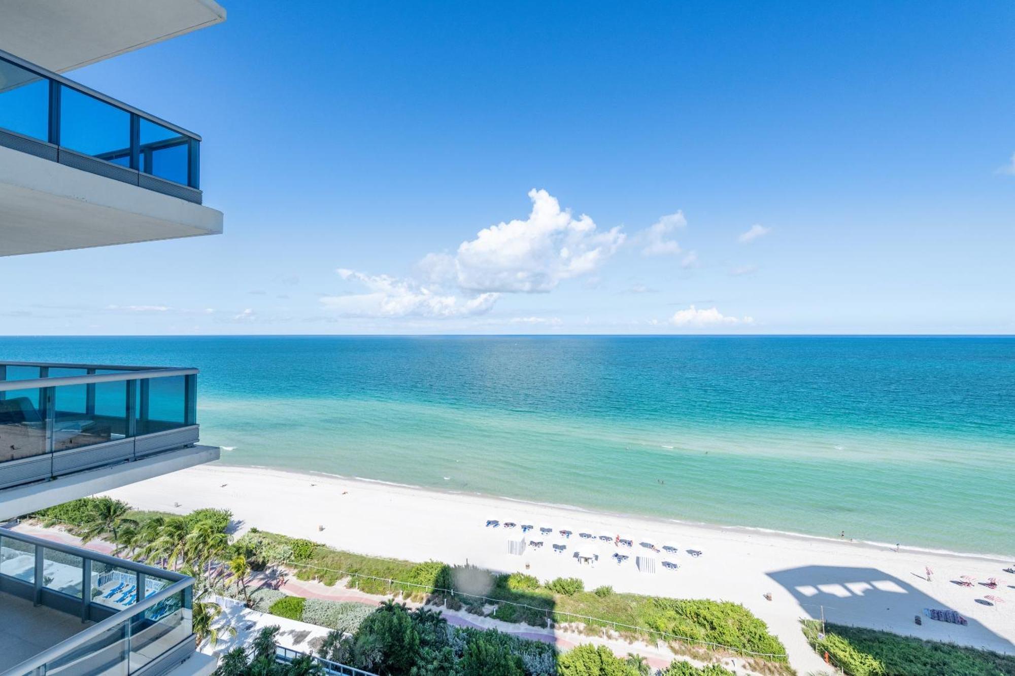Bluebird Suites Monte Carlo Miami Beach Szoba fotó