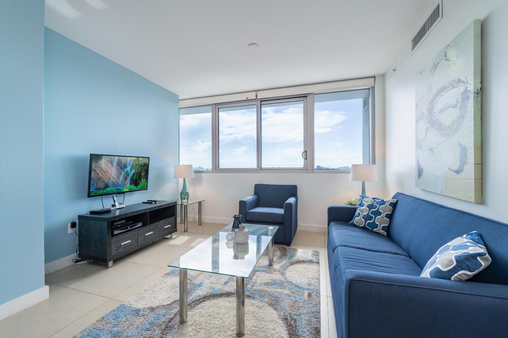 Bluebird Suites Monte Carlo Miami Beach Szoba fotó